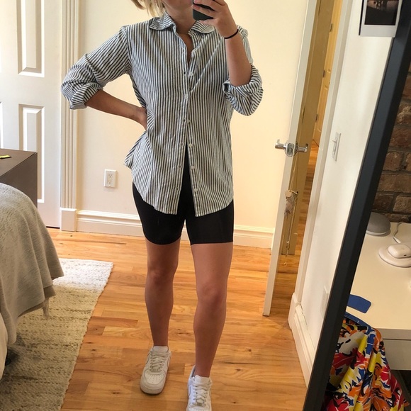 Roller Rabbit Button Down - Picture 1 of 4